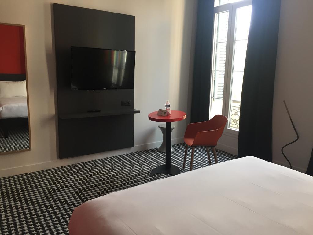 Ibis Styles Marseille Vieux Port Hotel Bagian luar foto