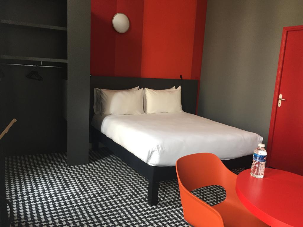 Ibis Styles Marseille Vieux Port Hotel Bagian luar foto