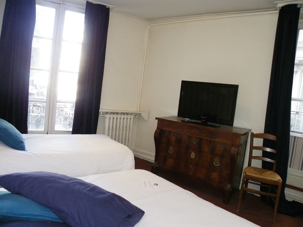 Ibis Styles Marseille Vieux Port Hotel Bagian luar foto